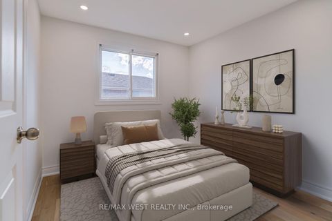 Photo 22 at 101 Tall Grass Trail, East Woodbridge, Vaughan