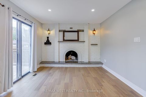 Photo 27 at 101 Tall Grass Trail, East Woodbridge, Vaughan