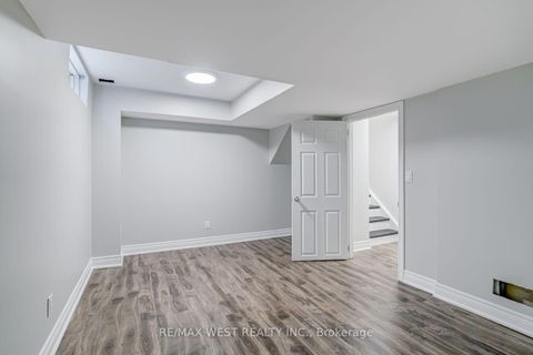 Photo 38 at 101 Tall Grass Trail, East Woodbridge, Vaughan