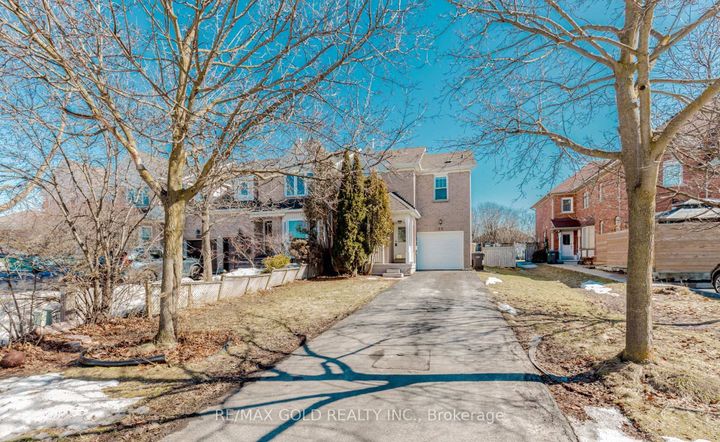 Photo 2 at 55 Desert Sand Drive, Wellington, Brampton