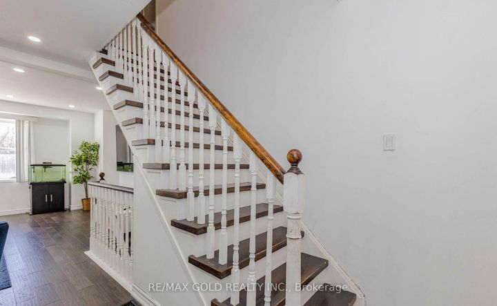 Photo 11 at 55 Desert Sand Drive, Wellington, Brampton