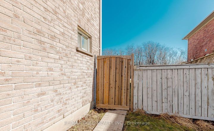 Photo 27 at 55 Desert Sand Drive, Wellington, Brampton