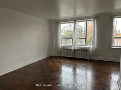 Photo 7 at 205 - 2550 Bathurst Street, Forest Hill North, Toronto