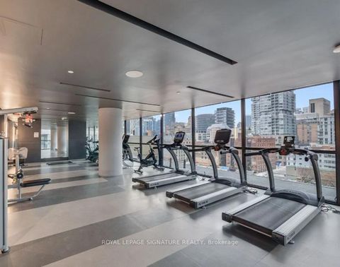 Photo 17 at 1902 - 290 Adelaide Street W, Waterfront Communities C1, Toronto