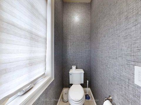 Photo 28 at 35 Annsleywood Court, Kleinburg, Vaughan