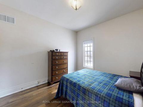 Photo 29 at 35 Annsleywood Court, Kleinburg, Vaughan