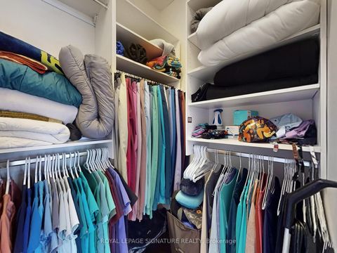 Photo 33 at 35 Annsleywood Court, Kleinburg, Vaughan