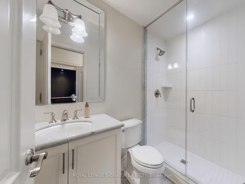 Photo 42 at 35 Annsleywood Court, Kleinburg, Vaughan