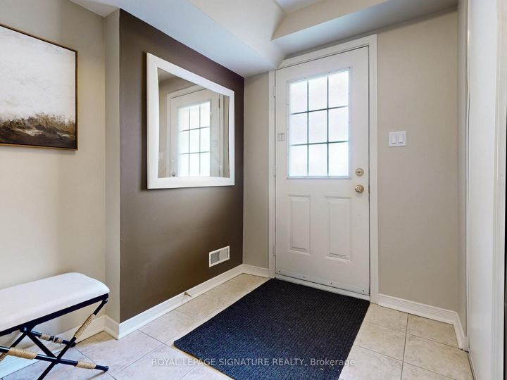 Photo 6 at 39 - 1775 Valley Farm Road, Town Centre, Pickering