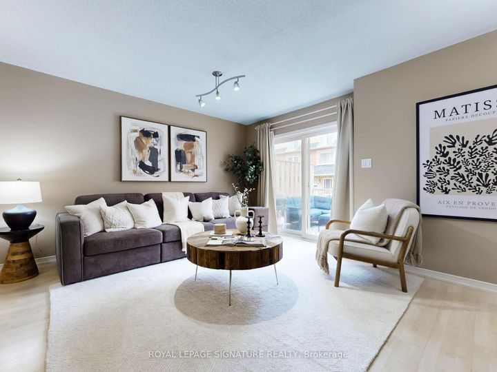 Photo 8 at 39 - 1775 Valley Farm Road, Town Centre, Pickering