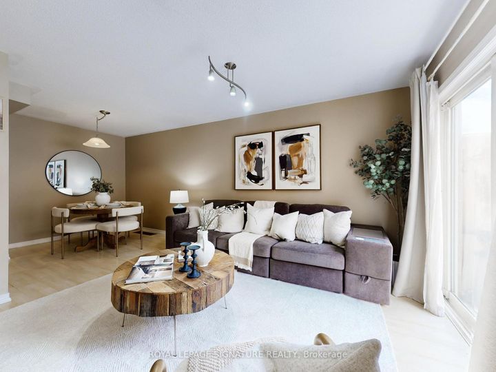 Photo 10 at 39 - 1775 Valley Farm Road, Town Centre, Pickering