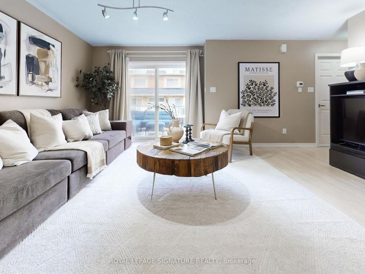 Photo 11 at 39 - 1775 Valley Farm Road, Town Centre, Pickering