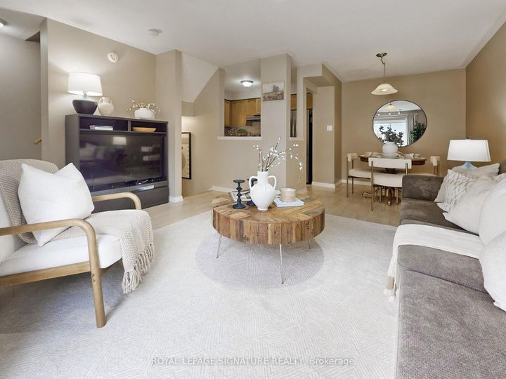 Photo 14 at 39 - 1775 Valley Farm Road, Town Centre, Pickering