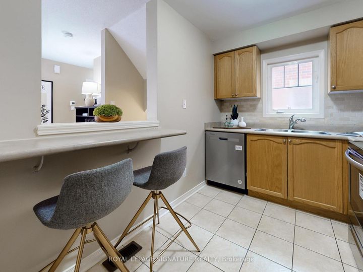 Photo 19 at 39 - 1775 Valley Farm Road, Town Centre, Pickering