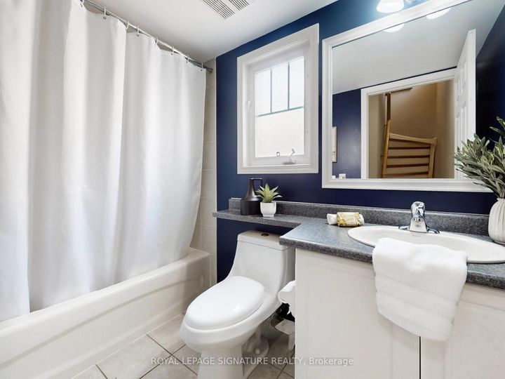 Photo 21 at 39 - 1775 Valley Farm Road, Town Centre, Pickering