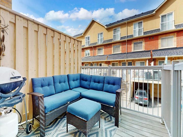 Photo 34 at 39 - 1775 Valley Farm Road, Town Centre, Pickering