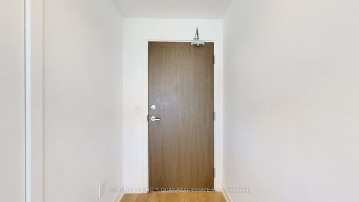 Photo 17 at 712 - 115 McMahon Drive, Bayview Village, Toronto