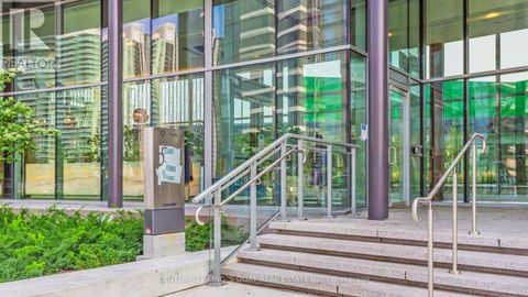 Photo 2 at 712 - 115 McMahon Drive, Bayview Village, Toronto