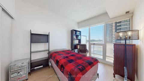 Photo 11 at 712 - 115 McMahon Drive, Bayview Village, Toronto