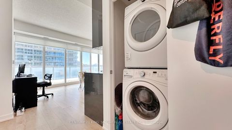 Photo 16 at 712 - 115 McMahon Drive, Bayview Village, Toronto