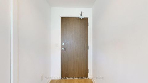 Photo 17 at 712 - 115 McMahon Drive, Bayview Village, Toronto