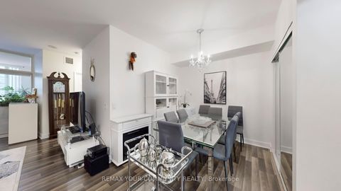 Photo 10 at 111 - 7398 Yonge Street, Yorkhill, Vaughan