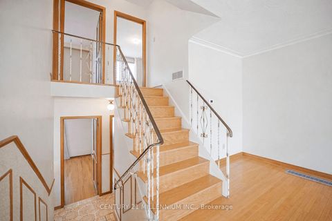 Photo 10 at 42 Dellbrook Crescent, Humber Summit, Toronto