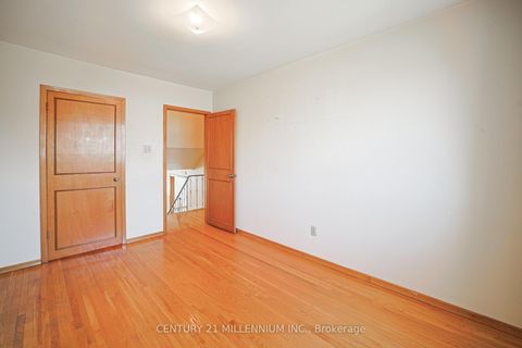 Photo 12 at 42 Dellbrook Crescent, Humber Summit, Toronto