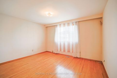 Photo 15 at 42 Dellbrook Crescent, Humber Summit, Toronto