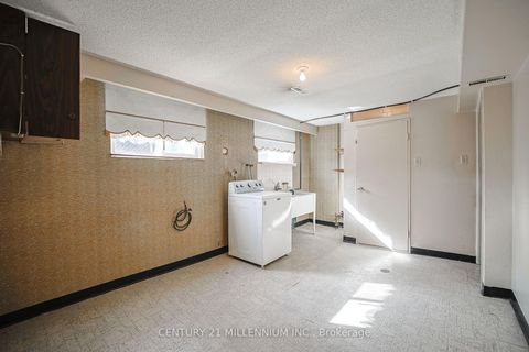 Photo 25 at 42 Dellbrook Crescent, Humber Summit, Toronto