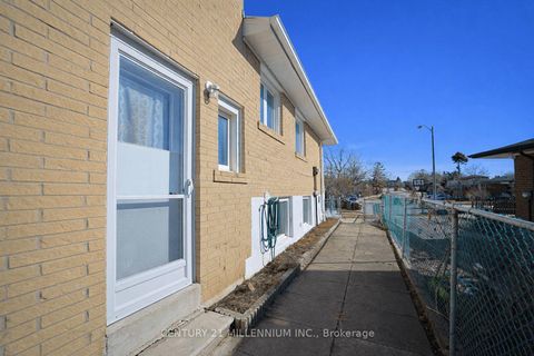 Photo 41 at 42 Dellbrook Crescent, Humber Summit, Toronto