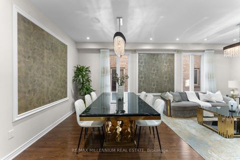 Photo 11 at 433 Mavrinac Boulevard, Bayview Northeast, Aurora