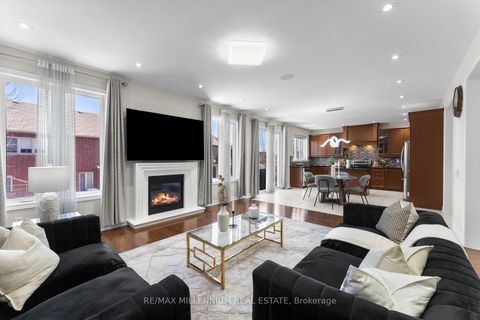 Photo 15 at 433 Mavrinac Boulevard, Bayview Northeast, Aurora