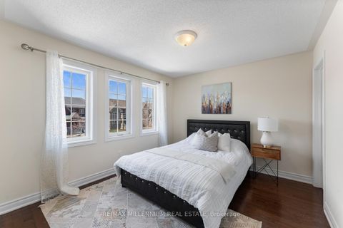 Photo 36 at 433 Mavrinac Boulevard, Bayview Northeast, Aurora