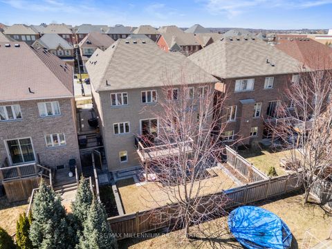 Photo 48 at 433 Mavrinac Boulevard, Bayview Northeast, Aurora