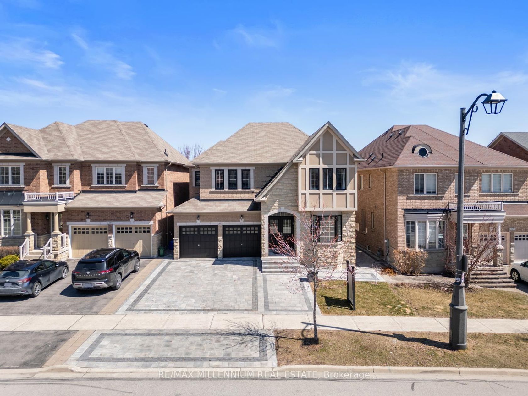 433 Mavrinac Boulevard, Bayview Northeast, Aurora 