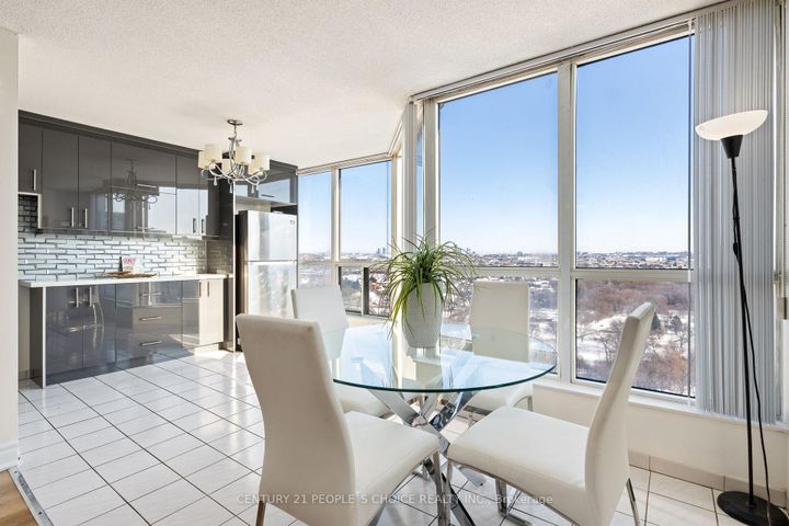 Photo 9 at 1605 - 3 Rowntree Road, Jamestown, Toronto