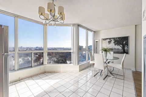 Photo 10 at 1605 - 3 Rowntree Road, Jamestown, Toronto