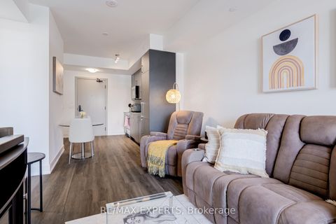 Photo 13 at 336 - 2075 King Road, King City, King