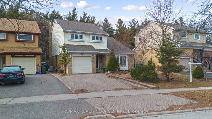 Photo 1 at 96 Royal Palm Drive, Heart Lake East, Brampton