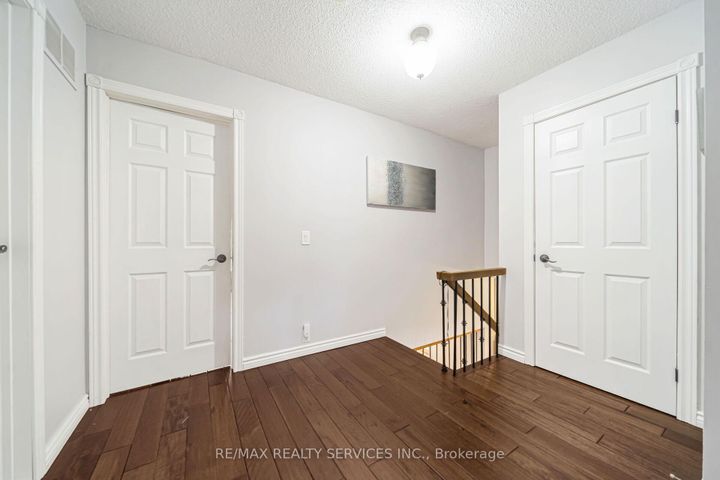 Photo 19 at 96 Royal Palm Drive, Heart Lake East, Brampton
