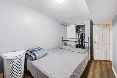 Photo 23 at 519 Rogers Road, Eglinton West, Toronto