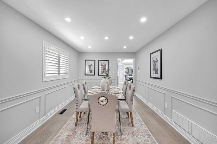 Photo 9 at 5326 Segriff Drive, East Credit, Mississauga