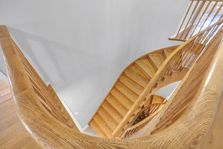 Photo 24 at 5326 Segriff Drive, East Credit, Mississauga