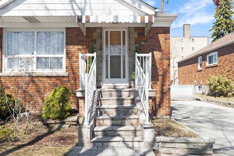 Photo 4 at 6 Janet Boulevard, Maryvale, Toronto