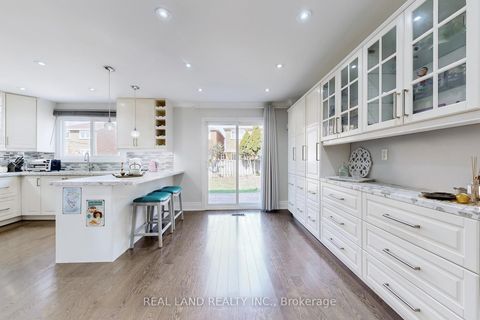 Photo 14 at 251 Glen Shields Avenue, Glen Shields, Vaughan