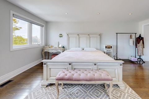 Photo 21 at 251 Glen Shields Avenue, Glen Shields, Vaughan