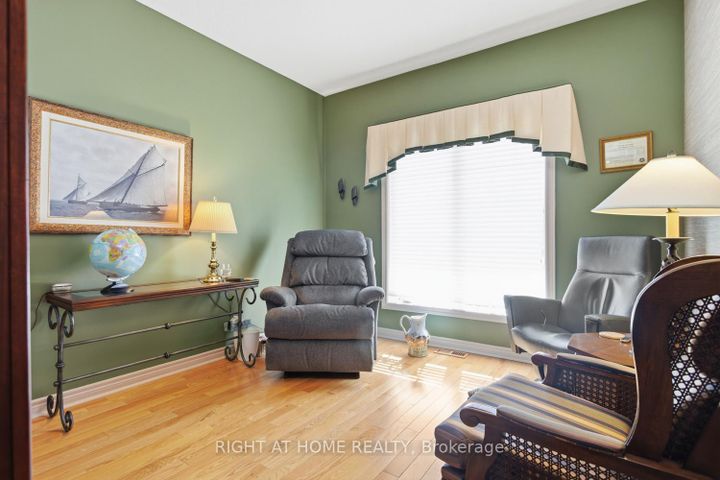 Photo 22 at 303 WATERBURY Crescent, Port Perry, Scugog