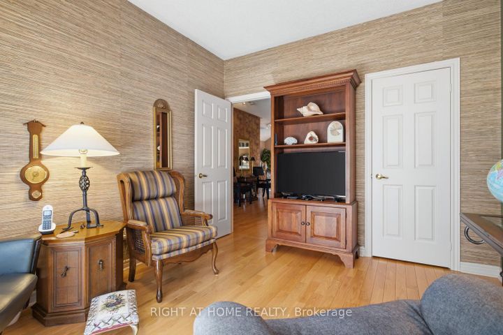 Photo 23 at 303 WATERBURY Crescent, Port Perry, Scugog