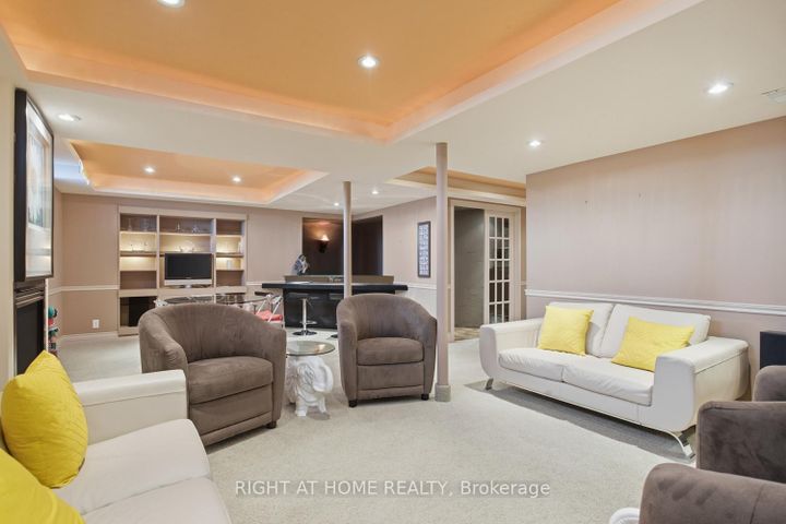 Photo 37 at 303 WATERBURY Crescent, Port Perry, Scugog